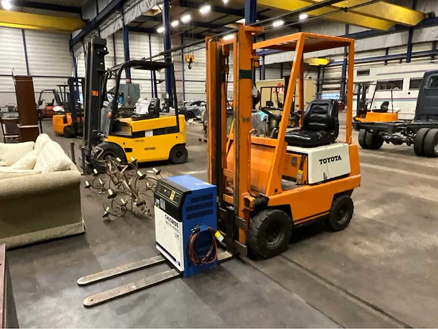 Toyota 2fb9 vorkheftruck - afbeelding 12 van  22