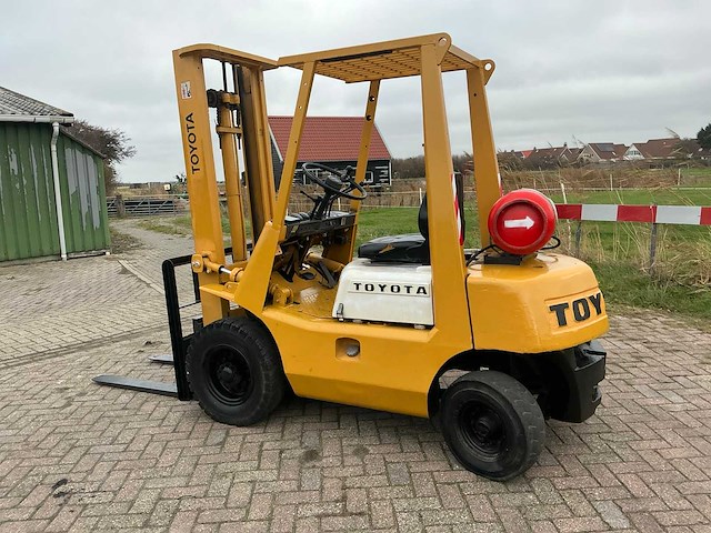 Toyota 2fg25 vorkheftruck - afbeelding 19 van  20