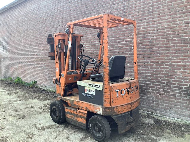 Toyota 4fb15 vorkheftruck - afbeelding 3 van  10