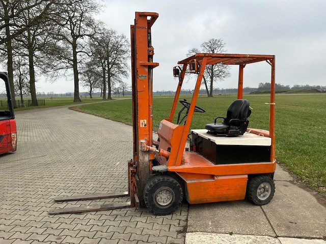 Toyota 4fb25 vorkheftruck - afbeelding 16 van  18