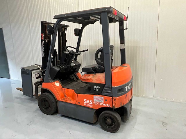 Toyota 7fb15 vorkheftruck- freelift - sideshift - acculader - 5391 uur - afbeelding 3 van  3