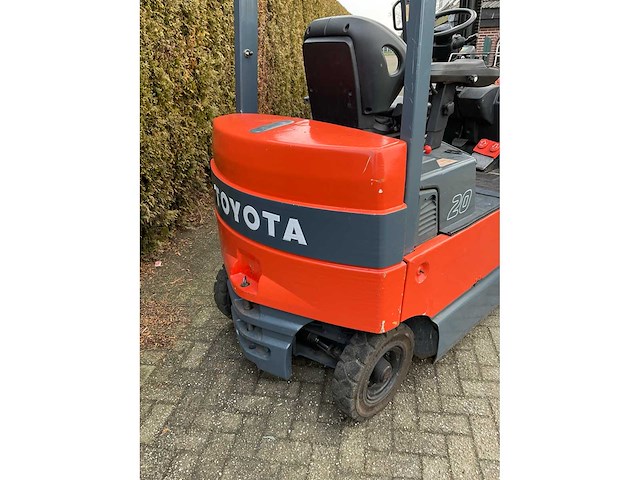 Toyota 7fbmf20 vierwiel vorkheftruck - afbeelding 32 van  35