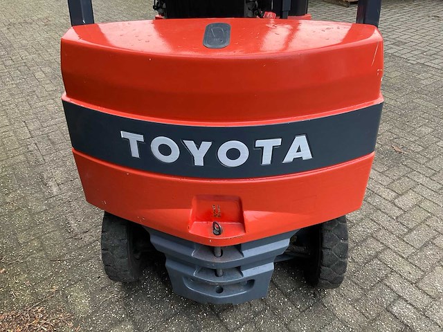 Toyota 7fbmf20 vierwiel vorkheftruck - afbeelding 33 van  35
