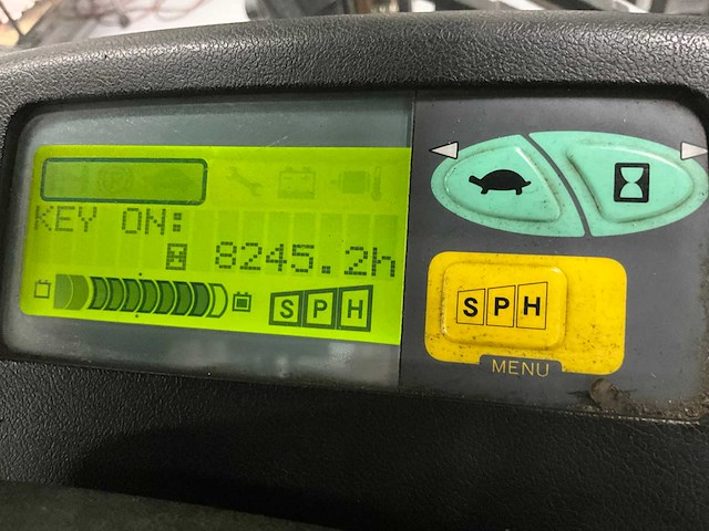 Toyota 7fbmf50 - vorkheftruck sideshift - vorkenversteller tot buiten het vorkenbord - afbeelding 2 van  17