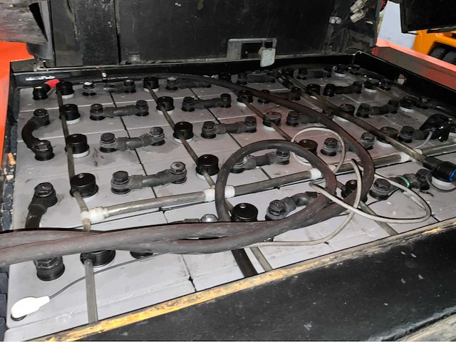 Toyota 7fbmf50 - vorkheftruck sideshift - vorkenversteller tot buiten het vorkenbord - afbeelding 9 van  17