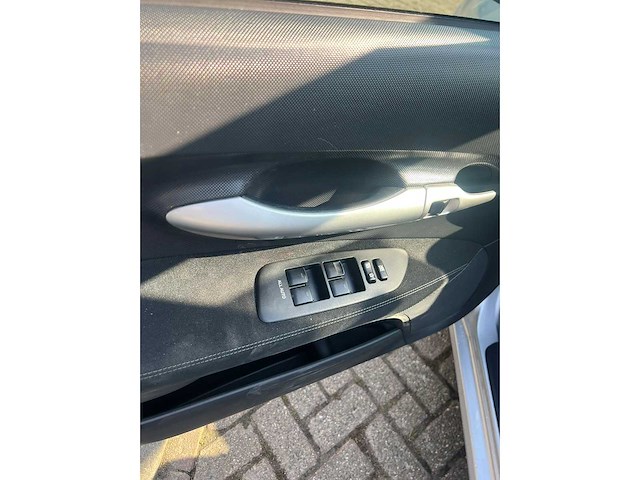 Toyota auris - 1.8 full hybrid asp. automaat, 90-ngt-3 - afbeelding 9 van  22