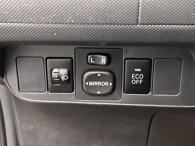 Toyota auris 1.3 comfort 2009 | 73-kgx-5 - afbeelding 40 van  43