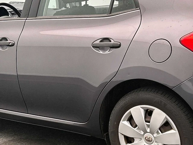 Toyota auris 1.3 comfort 2009 | 73-kgx-5 - afbeelding 22 van  43
