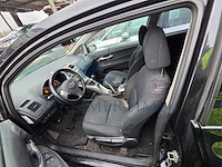 Toyota auris 1.4 d-4d terra dpf, 2010 - afbeelding 3 van  40
