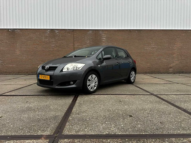 Toyota auris 1.6-16v sol , 17-htk-1 - afbeelding 1 van  14