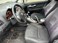 Toyota auris 1.6-16v sol , 17-htk-1 - afbeelding 12 van  14