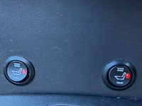 Toyota auris 1.8 full hybrid dynamic 2011 | 91-pnt-7 i - afbeelding 16 van  28