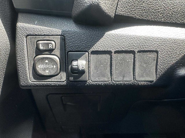 Toyota auris 1.8 hybrid lease , 4-xvz-10 - afbeelding 10 van  19