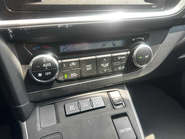 Toyota auris 1.8 hybrid lease , 4-xvz-10 - afbeelding 11 van  19