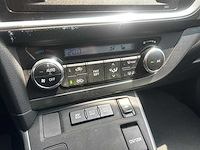 Toyota auris 1.8 hybrid lease , 4-xvz-10 - afbeelding 11 van  19