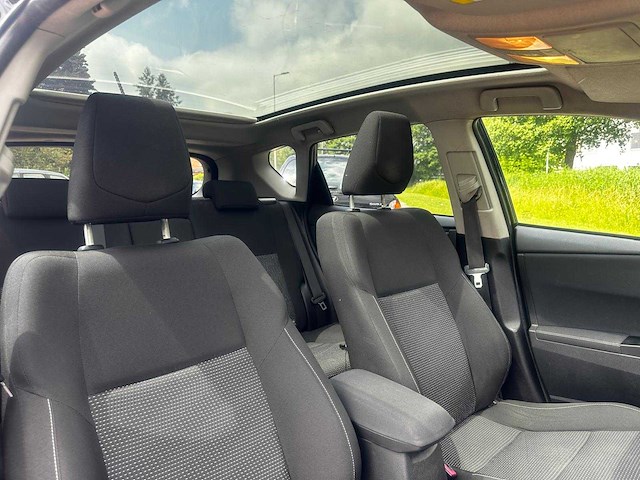 Toyota auris 1.8 hybrid lease , 4-xvz-10 - afbeelding 16 van  19