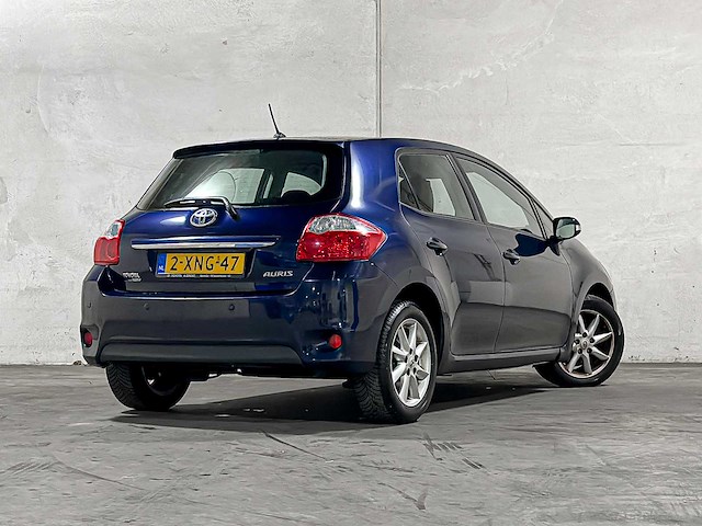 Toyota auris 2.0 d-4d aspiration 126pk 2010, 2-xng-47 - afbeelding 2 van  57