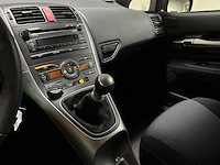 Toyota auris 2.0 d-4d aspiration 126pk 2010, 2-xng-47 - afbeelding 20 van  57