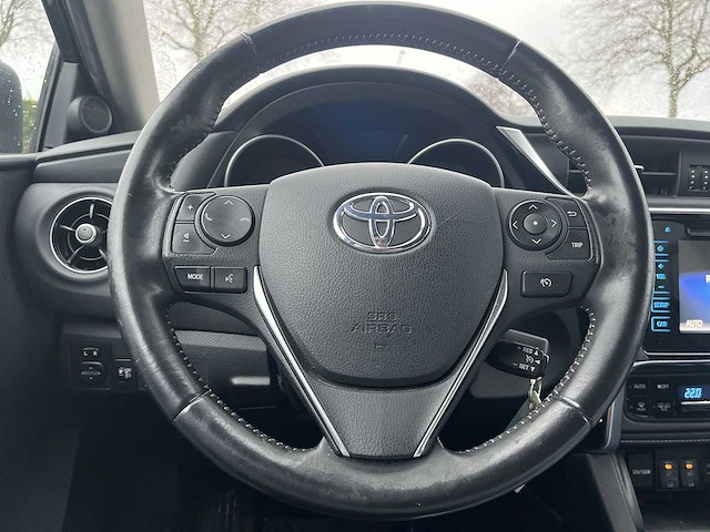 Toyota auris touring sports 1.2t aspiration 2015| kv-424-v - afbeelding 11 van  25