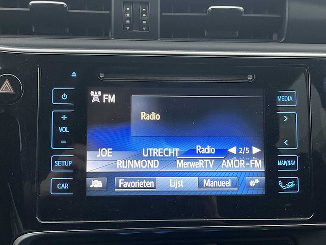 Toyota auris touring sports 1.2t aspiration 2015| kv-424-v - afbeelding 15 van  25