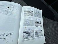 Toyota auris touring sports 1.2t dynamic | r-580-rx - afbeelding 18 van  26