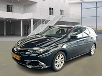 Toyota auris touring sports 1.8 hybr. aspiration * gz-360-f