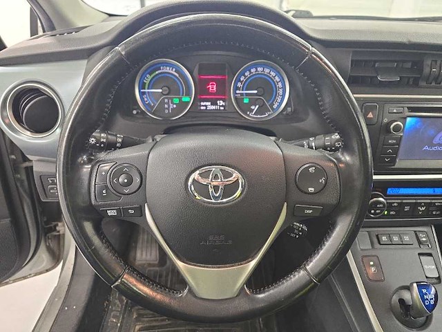 Toyota auris touring sports 1.8 hybr. lease , 1-kxb-60 - afbeelding 11 van  12