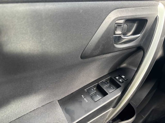 Toyota auris touring sports 1.8 hybr. lease , 7-zhp-28 - afbeelding 6 van  23