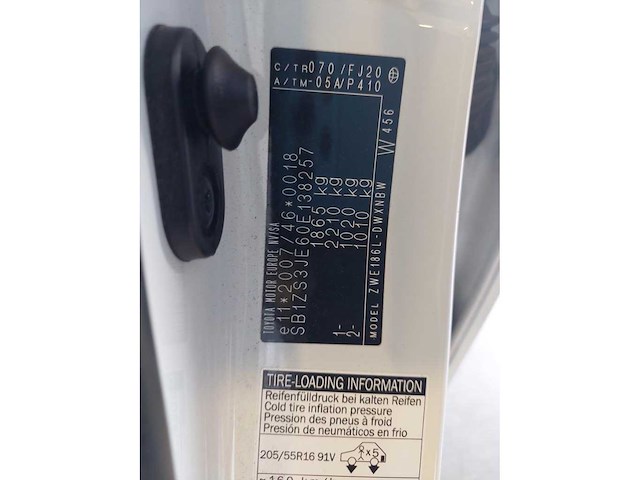 Toyota auris touring sports 1.8 hybr. lease , 7-zhp-28 - afbeelding 16 van  23