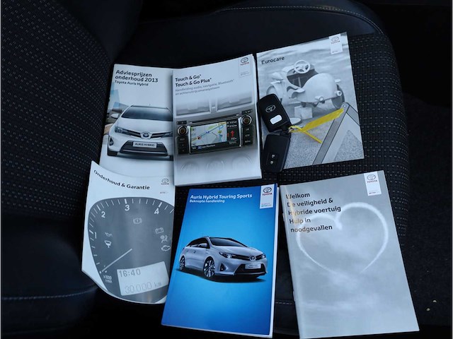 Toyota auris touring sports 1.8 hybrid lease pro automaat 2013, 8-ktk-70 - afbeelding 24 van  34