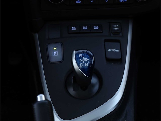 Toyota auris touring sports 1.8 hybrid lease pro automaat 2013, 8-ktk-70 - afbeelding 20 van  34