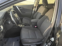 Toyota auris touring sports personenauto, 9-stv-14 - afbeelding 8 van  12