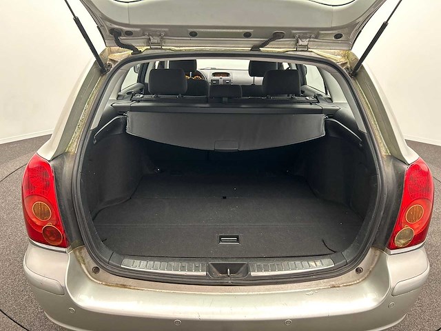 Toyota avensis wagon 1.8 vvti linea terra 2005 | gp-568-b - afbeelding 5 van  15
