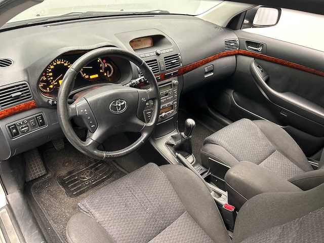 Toyota avensis wagon 1.8 vvti linea terra 2005 | gp-568-b - afbeelding 12 van  15