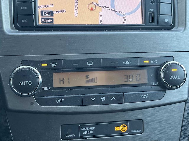 Toyota avensis wagon 2.0 d-4d business 2011 | 77-pjp-6 - afbeelding 10 van  25