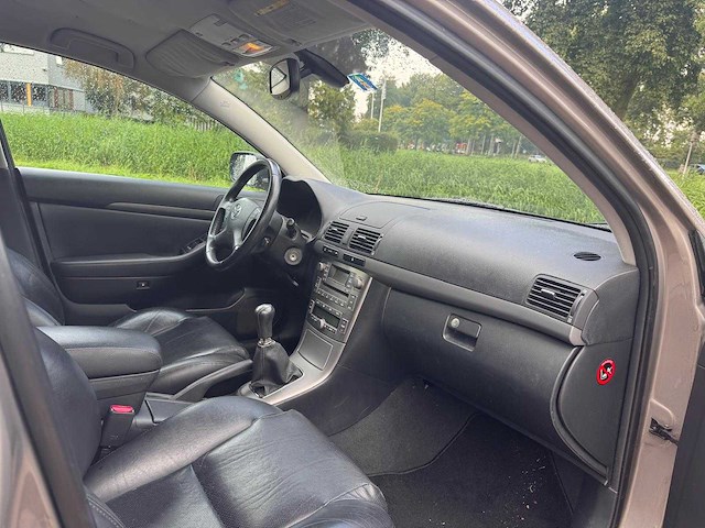 Toyota avensis wagon 2.0 vvti executive, 30-tx-kp - afbeelding 14 van  17