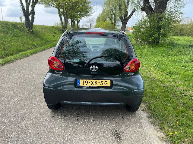 Toyota aygo - 1.0-12v + , 19-xk-sg - afbeelding 11 van  15