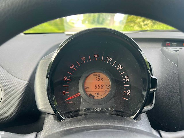 Toyota aygo - 1.0 vvt-i x-fun , zb-939-b - afbeelding 2 van  18