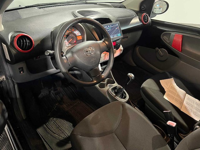 Toyota aygo 1.0-12v, 09-xn-jl - afbeelding 2 van  15