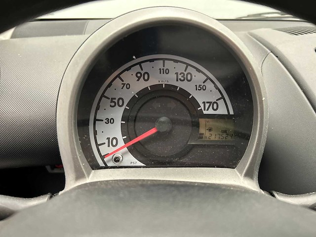 Toyota aygo 1.0-12v 2009 - afbeelding 8 van  10