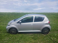 Toyota aygo 1.0-12v , 3-zrt-79 - afbeelding 3 van  12