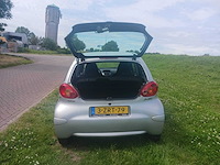 Toyota aygo 1.0-12v , 3-zrt-79 - afbeelding 4 van  12