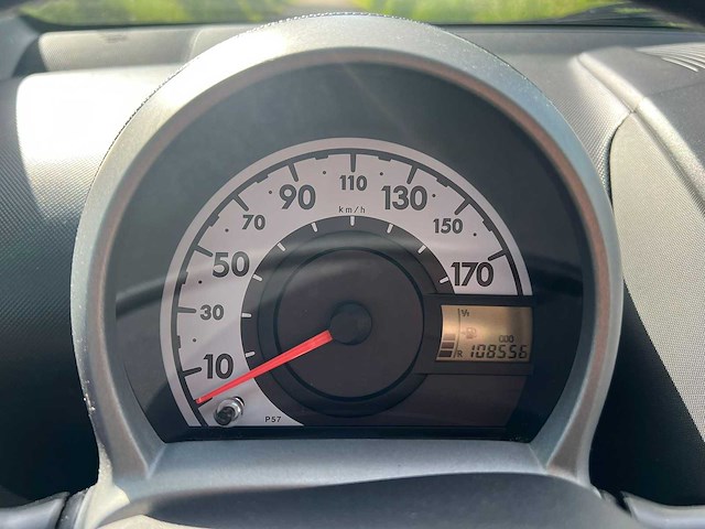 Toyota aygo 1.0-12v + , 35-hfl-7 - afbeelding 3 van  20