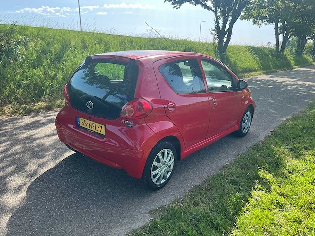 Toyota aygo 1.0-12v + , 35-hfl-7 - afbeelding 18 van  20