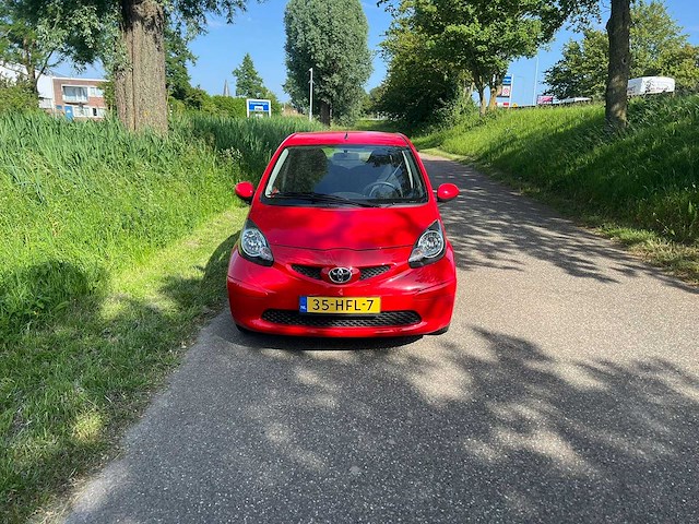 Toyota aygo 1.0-12v + , 35-hfl-7 - afbeelding 2 van  19
