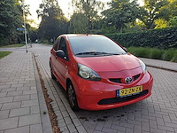 Toyota aygo 1.0-12v , 92-zn-zx - afbeelding 2 van  8