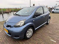 Toyota aygo 1.0-12v access 92-kgx-4 - afbeelding 1 van  10