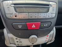 Toyota aygo 1.0-12v access , kb-178-x - afbeelding 3 van  4