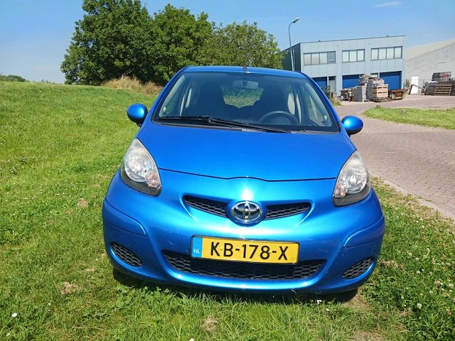 Toyota aygo 1.0-12v access , kb-178-x - afbeelding 4 van  4