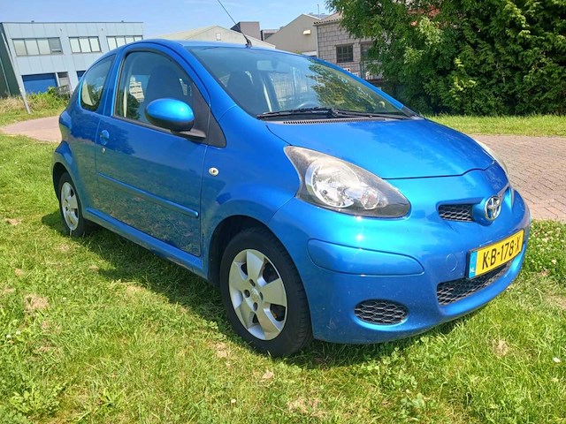 Toyota aygo 1.0-12v access , kb-178-x - afbeelding 6 van  12